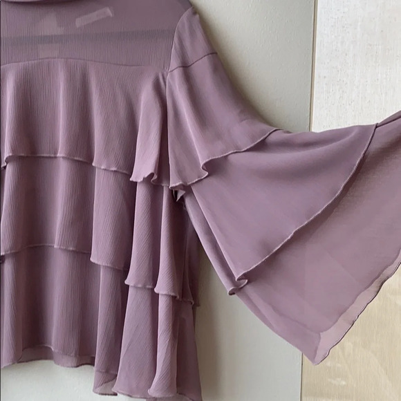 Bishop + Young ruffled tier top - Picture 3 of 3